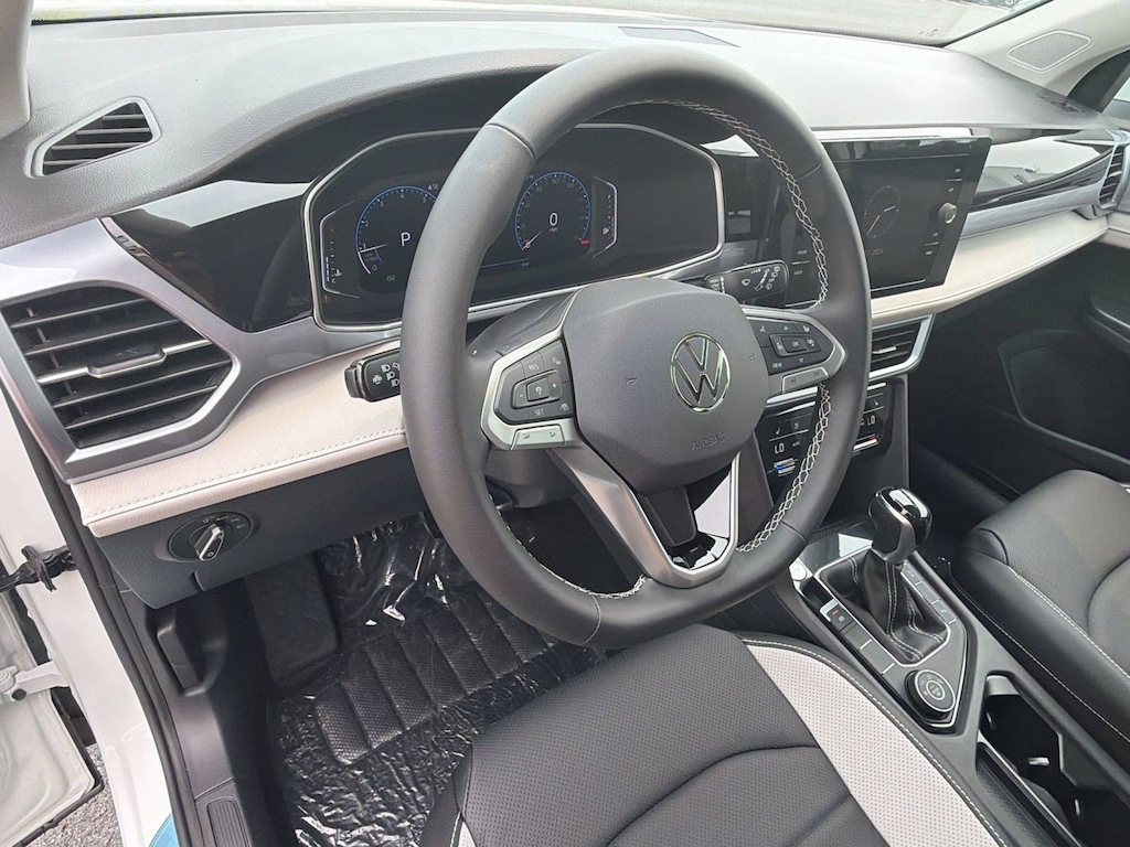 New 2026 Volkswagen Taos SEL SUV