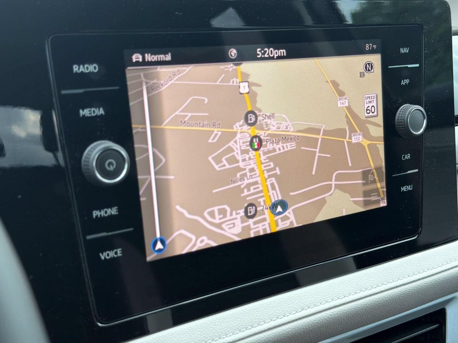 2026 Volkswagen Taos SEL - Photo 17