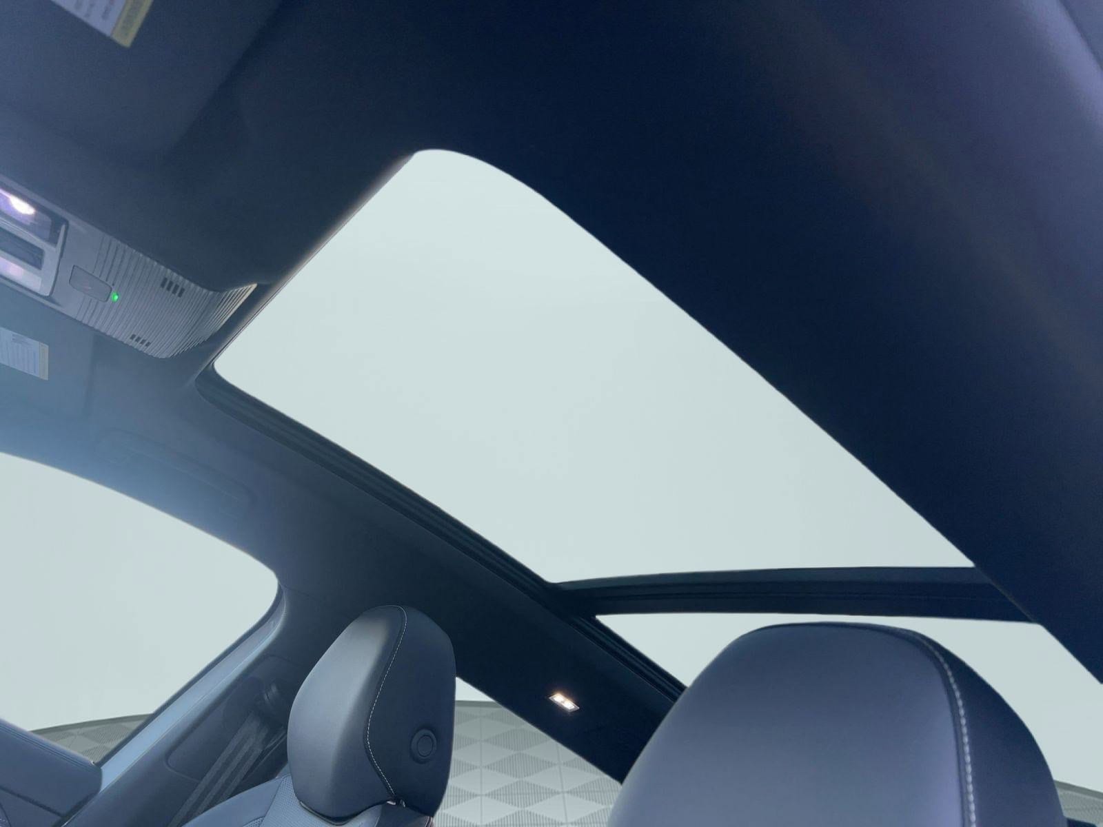 2026 Volkswagen Tiguan SE R-LINE BLACK - Photo 15