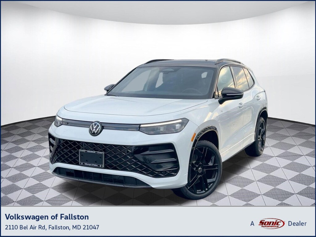 New 2026 Volkswagen Tiguan SE R-Line Black SUV