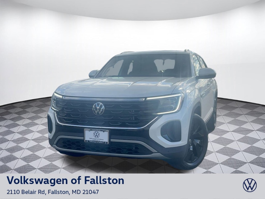 New 2026 Volkswagen Atlas Cross Sport 2.0T SE w/Technology SUV