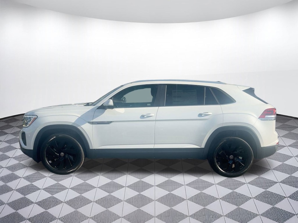New 2026 Volkswagen Atlas Cross Sport 2.0T SE w/Technology SUV