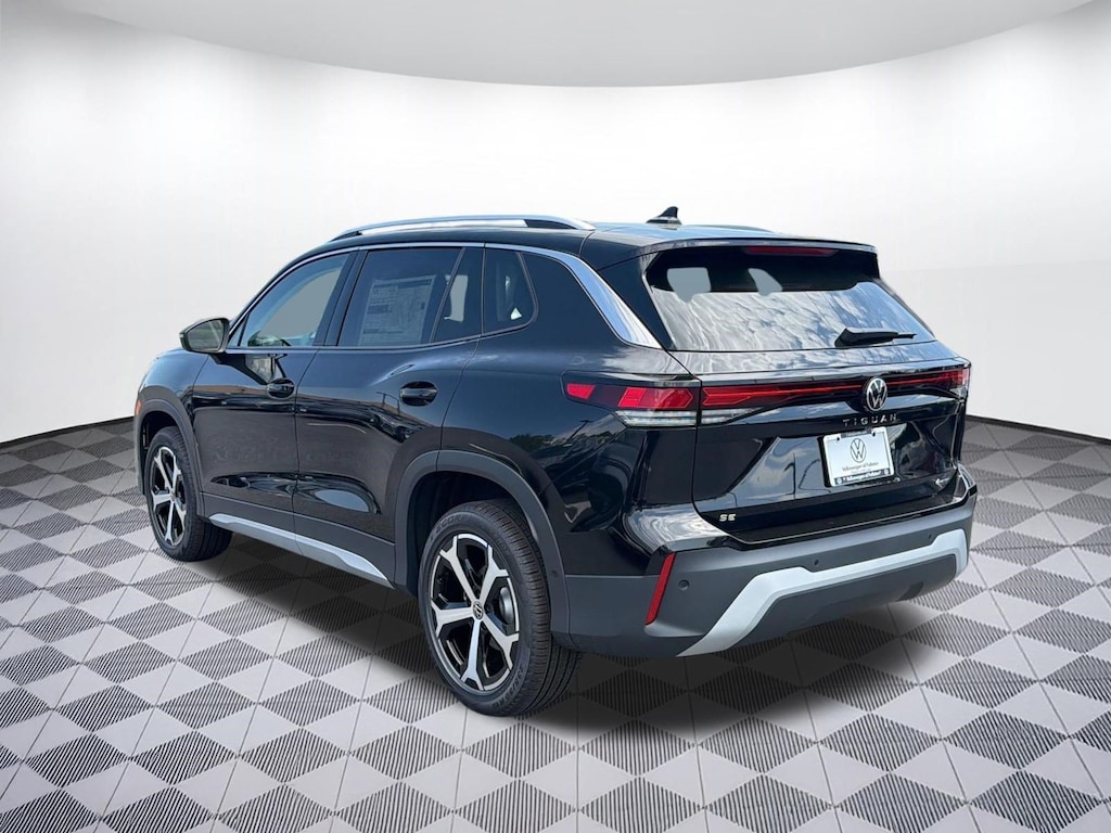 New 2026 Volkswagen Tiguan SE SUV