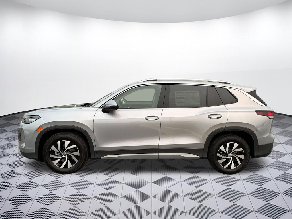 New 2026 Volkswagen Tiguan S SUV