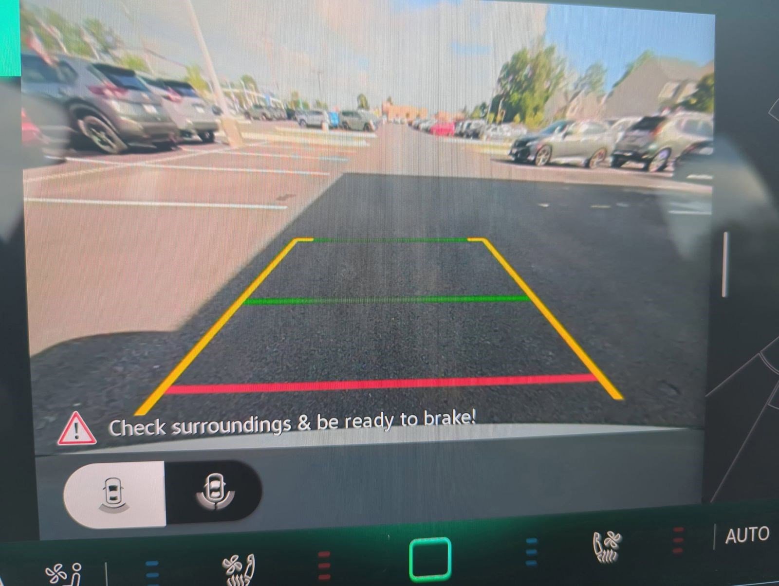 2025 Volkswagen Golf GTI SE - Photo 28