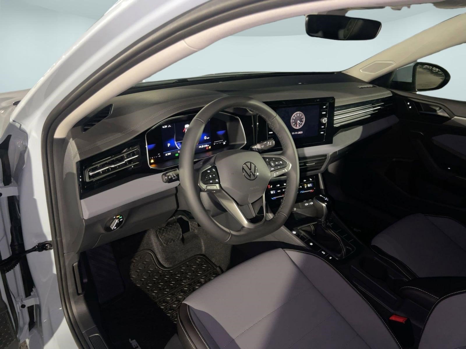 2026 Volkswagen Jetta SE - Photo 4