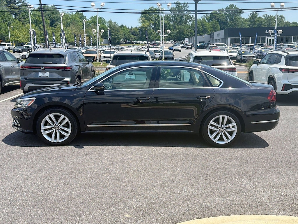Used 2017 Volkswagen Passat 1.8T SEL Premium 1.8T SEL Premium Auto