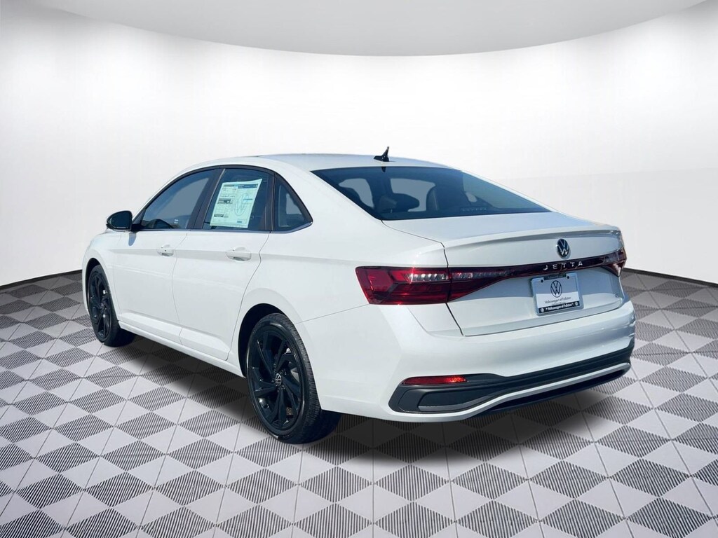 New 2026 Volkswagen Jetta SE Sedan