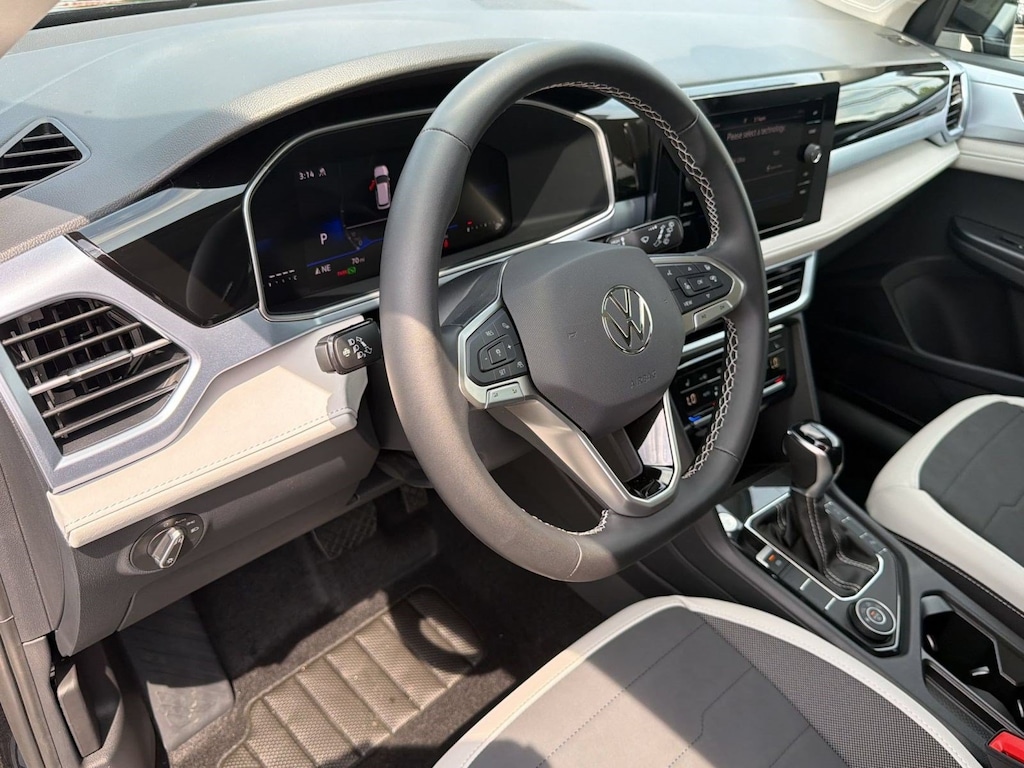 New 2026 Volkswagen Taos SE SUV