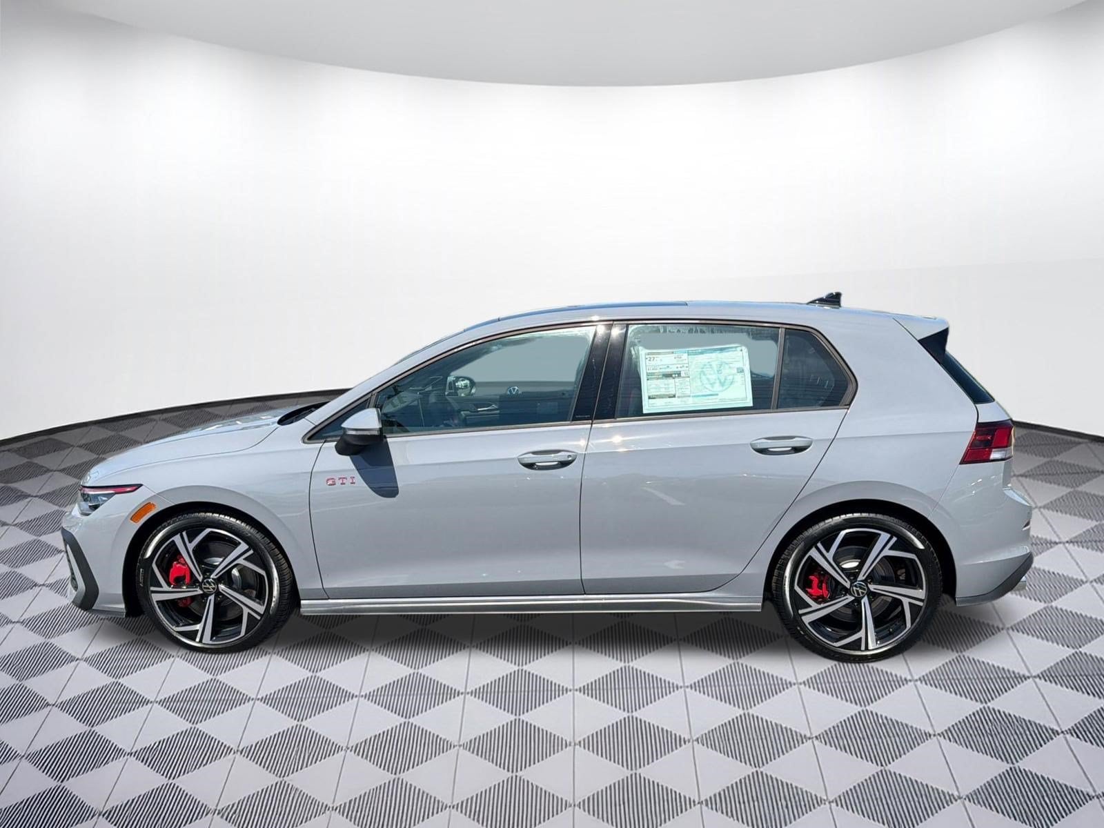 2026 Volkswagen Golf GTI SE Hatchback