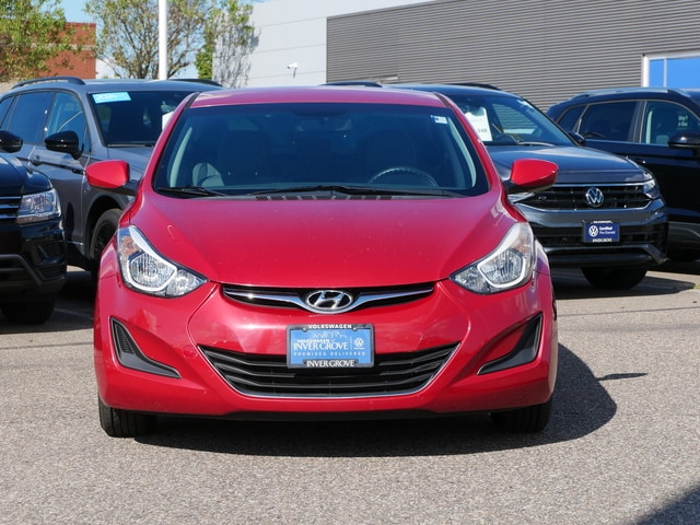 Used 2015 Hyundai Elantra SE with VIN KMHDH4AE8FU360156 for sale in Inver Grove, Minnesota