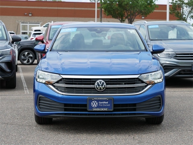 Certified 2024 Volkswagen Jetta SE with VIN 3VWEM7BU7RM037332 for sale in Inver Grove, Minnesota