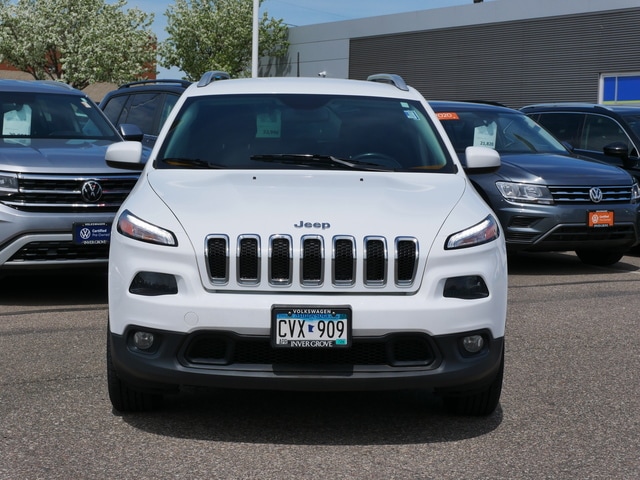Used 2015 Jeep Cherokee Latitude with VIN 1C4PJMCS4FW505416 for sale in Inver Grove, Minnesota