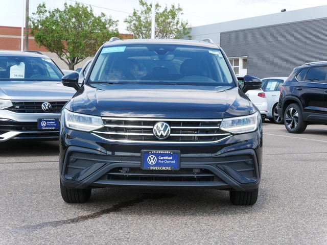 Certified 2024 Volkswagen Tiguan SE with VIN 3VVMB7AX9RM049211 for sale in Inver Grove, MN