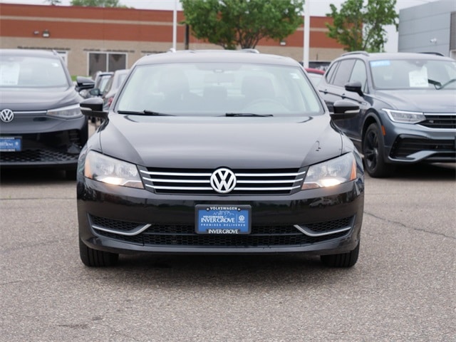 Used 2015 Volkswagen Passat S with VIN 1VWAS7A31FC065184 for sale in Inver Grove, Minnesota