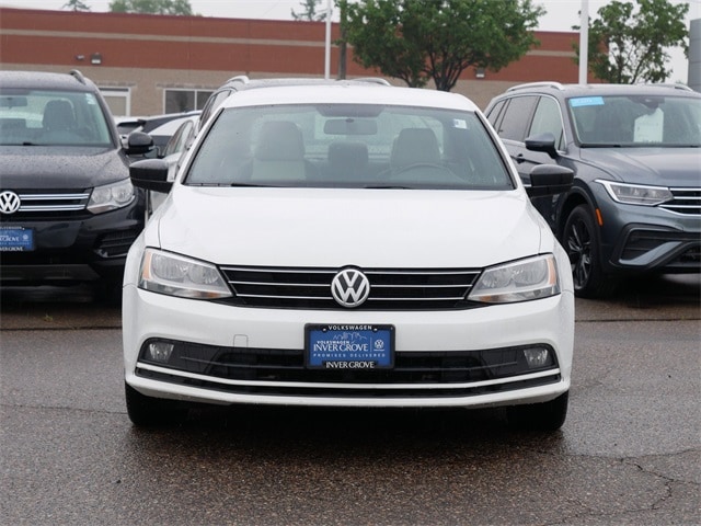 Used 2016 Volkswagen Jetta Sport with VIN 3VWD17AJ2GM270429 for sale in Inver Grove, Minnesota
