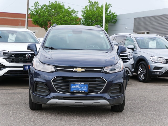 Used 2019 Chevrolet Trax LT with VIN 3GNCJPSB0KL304525 for sale in Inver Grove, Minnesota