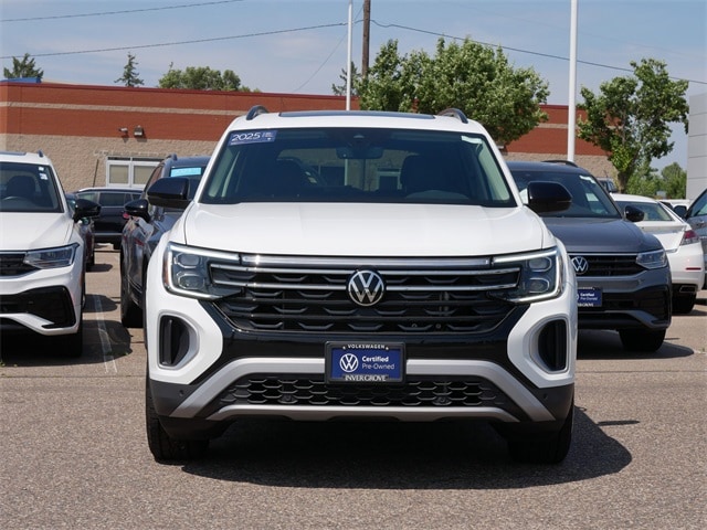 Certified 2025 Volkswagen Atlas Atlas Peak Edition with VIN 1V2CR2CA1SC502633 for sale in Inver Grove Heights, Minnesota