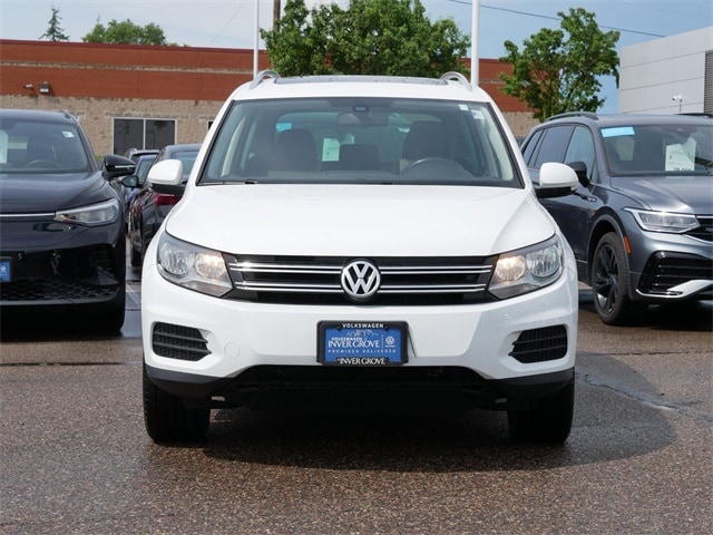 Used 2017 Volkswagen Tiguan Wolfsburg Edition with VIN WVGSV7AX8HW509255 for sale in Inver Grove, Minnesota