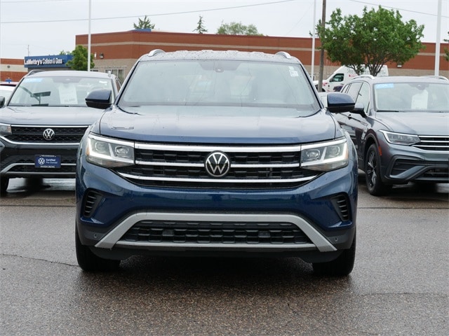 Used 2022 Volkswagen Atlas Cross Sport SE w/Tech with VIN 1V2HE2CA9NC229835 for sale in Inver Grove, Minnesota