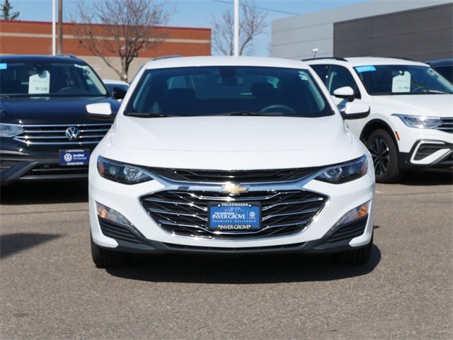 Used 2021 Chevrolet Malibu 1LT with VIN 1G1ZD5ST4MF070869 for sale in Inver Grove, Minnesota