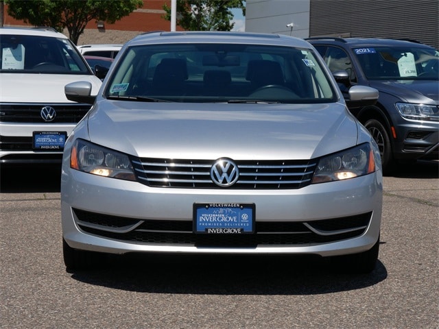 Used 2014 Volkswagen Passat SE with VIN 1VWBN7A36EC008425 for sale in Inver Grove, Minnesota