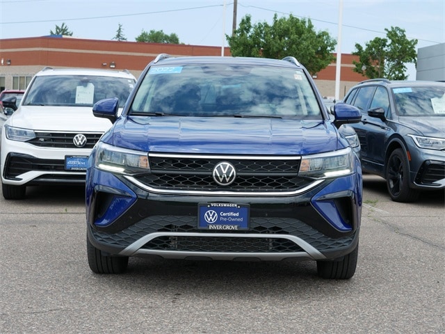 Certified 2022 Volkswagen Taos SE with VIN 3VVPX7B22NM032391 for sale in Inver Grove, Minnesota