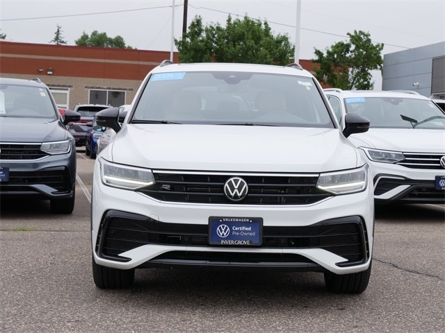Certified 2024 Volkswagen Tiguan SE R-LINE BLACK with VIN 3VV8B7AX8RM086610 for sale in Inver Grove Heights, Minnesota