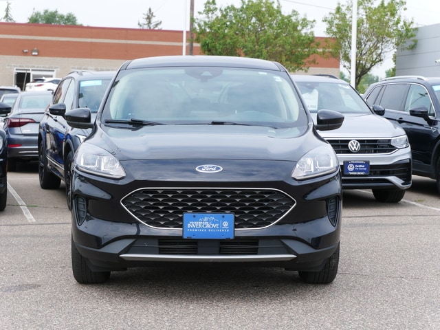 Used 2020 Ford Escape SE with VIN 1FMCU9G62LUC62028 for sale in Inver Grove, MN