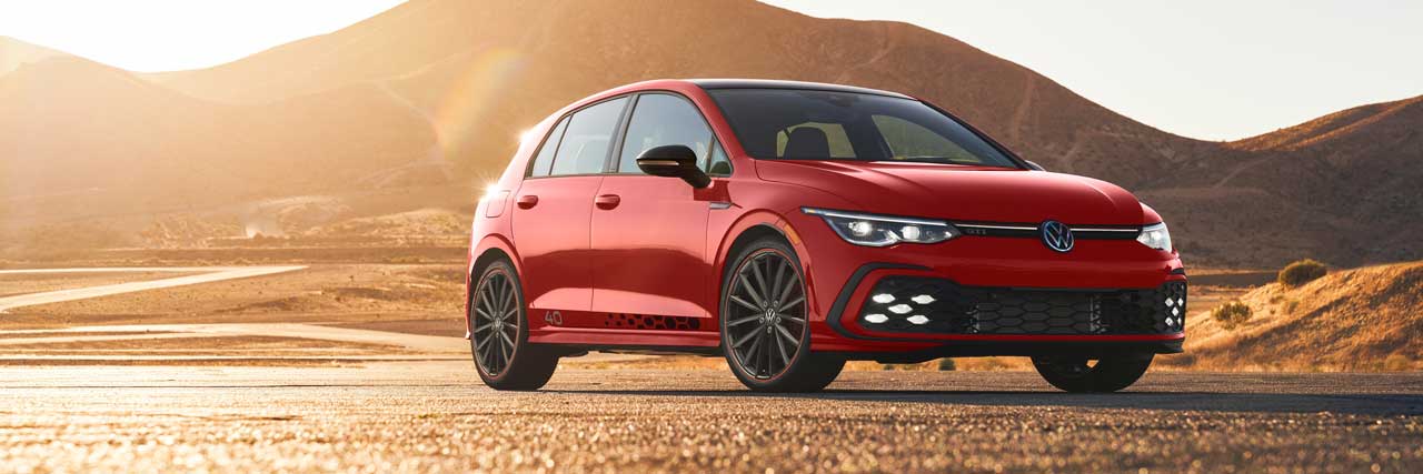 2023-Volkswagen-Golf-GTI-40th-Anniversary-Edition.jpg