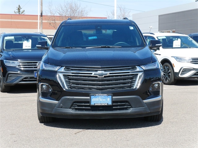 Used 2023 Chevrolet Traverse 1LT with VIN 1GNEVGKW8PJ329980 for sale in Inver Grove, Minnesota