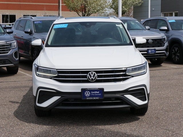 Used 2022 Volkswagen Tiguan SE with VIN 3VV2B7AXXNM135001 for sale in Inver Grove, Minnesota