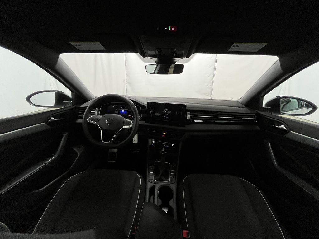 2026 Volkswagen Jetta Sport - Photo 15