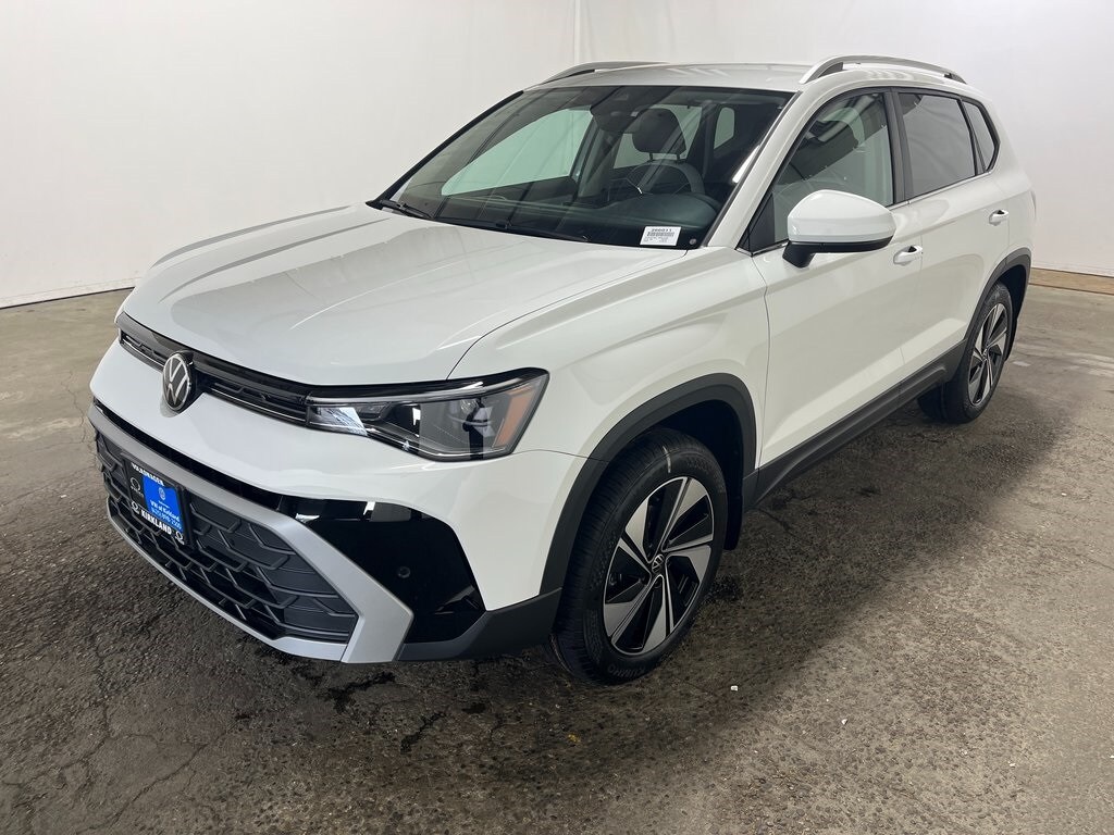 New 2026 Volkswagen Taos 1.5T SE SUV