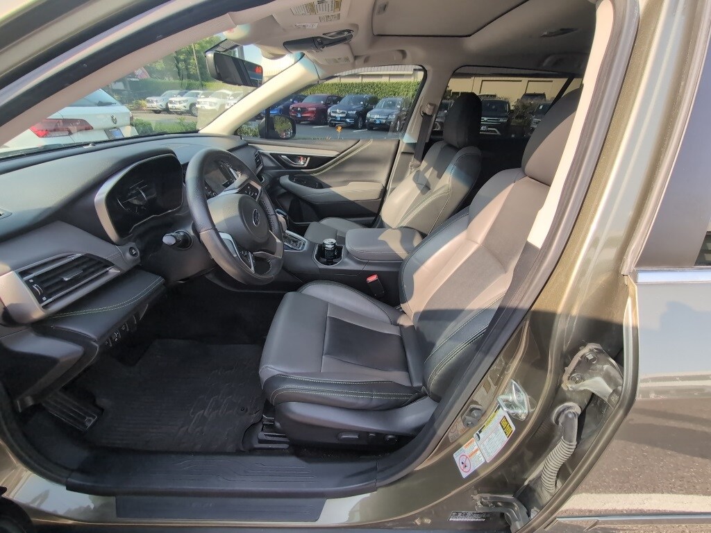 2020 Subaru Outback Onyx Edition XT photo 4