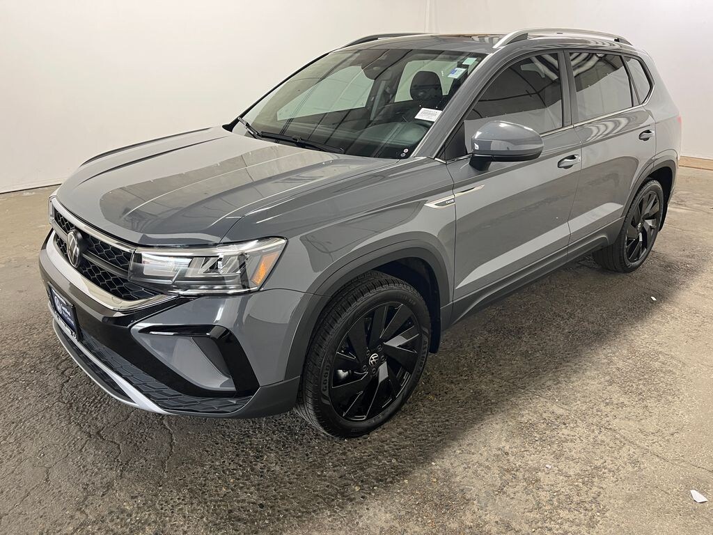 Certified 2024 Volkswagen Taos 1.5T SE SUV