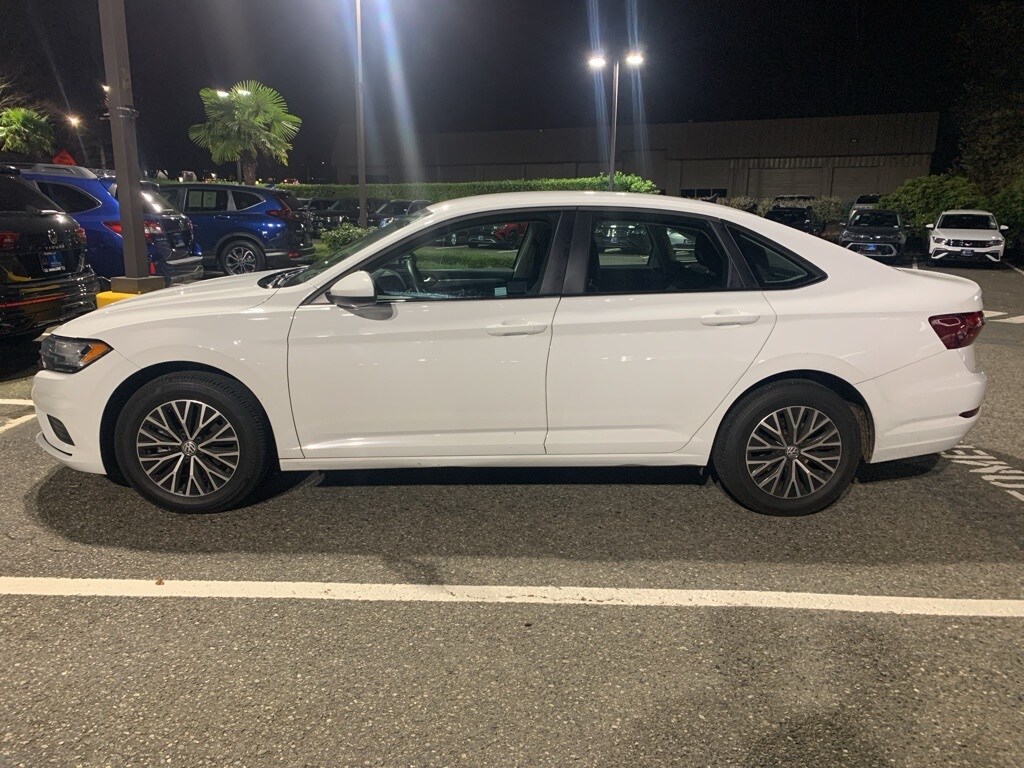 Used 2021 Volkswagen Jetta 1.4T SE Sedan