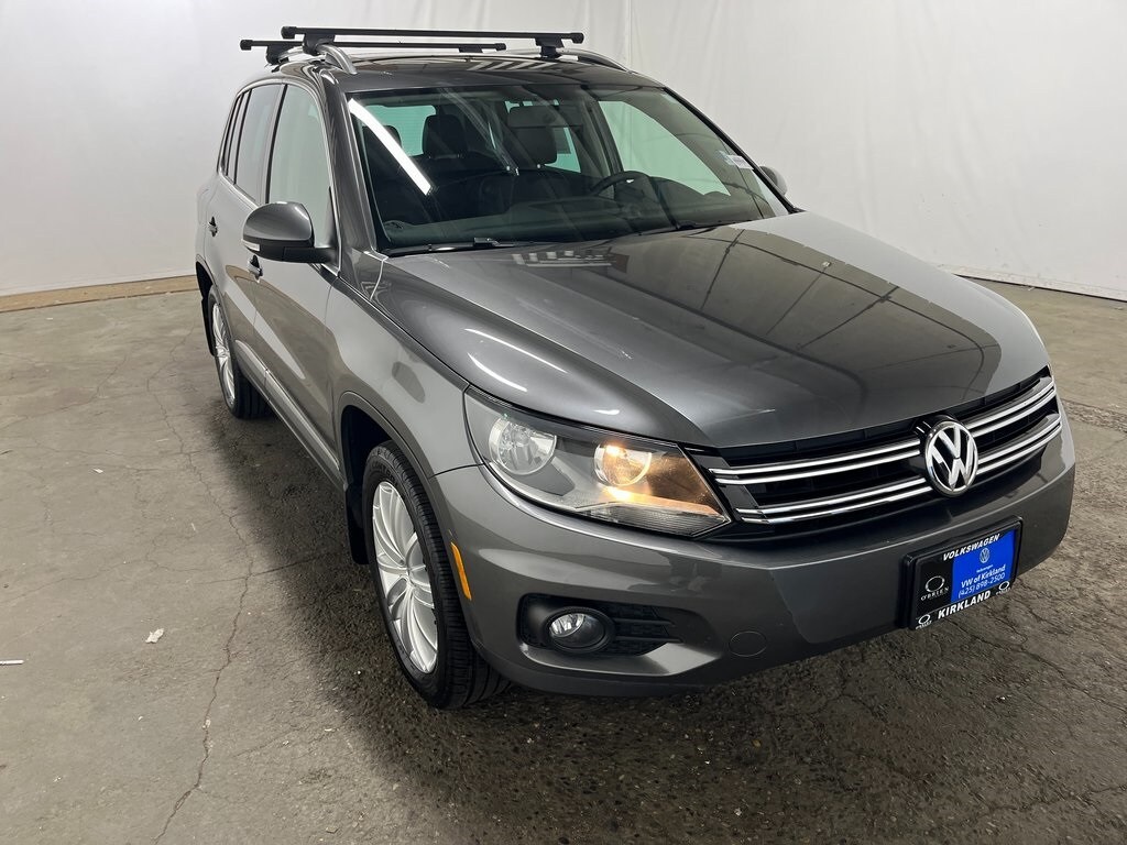 2014 Volkswagen Tiguan SEL photo 3