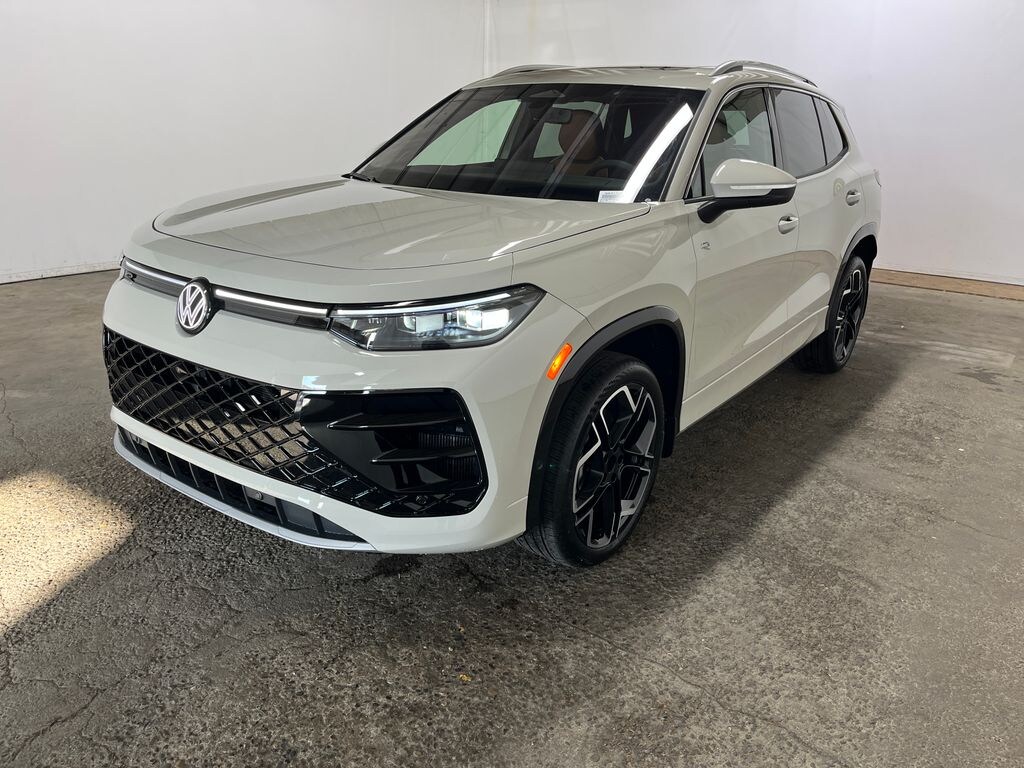 New 2026 Volkswagen Tiguan SEL R-Line Turbo SUV