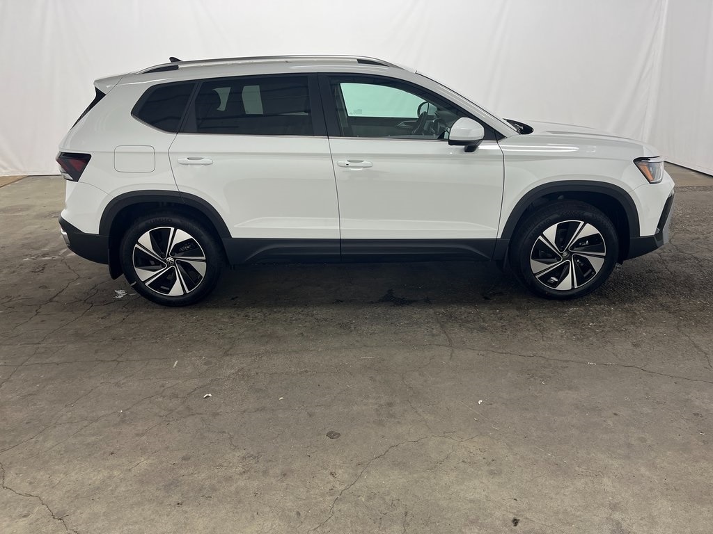 New 2026 Volkswagen Taos 1.5T SE SUV