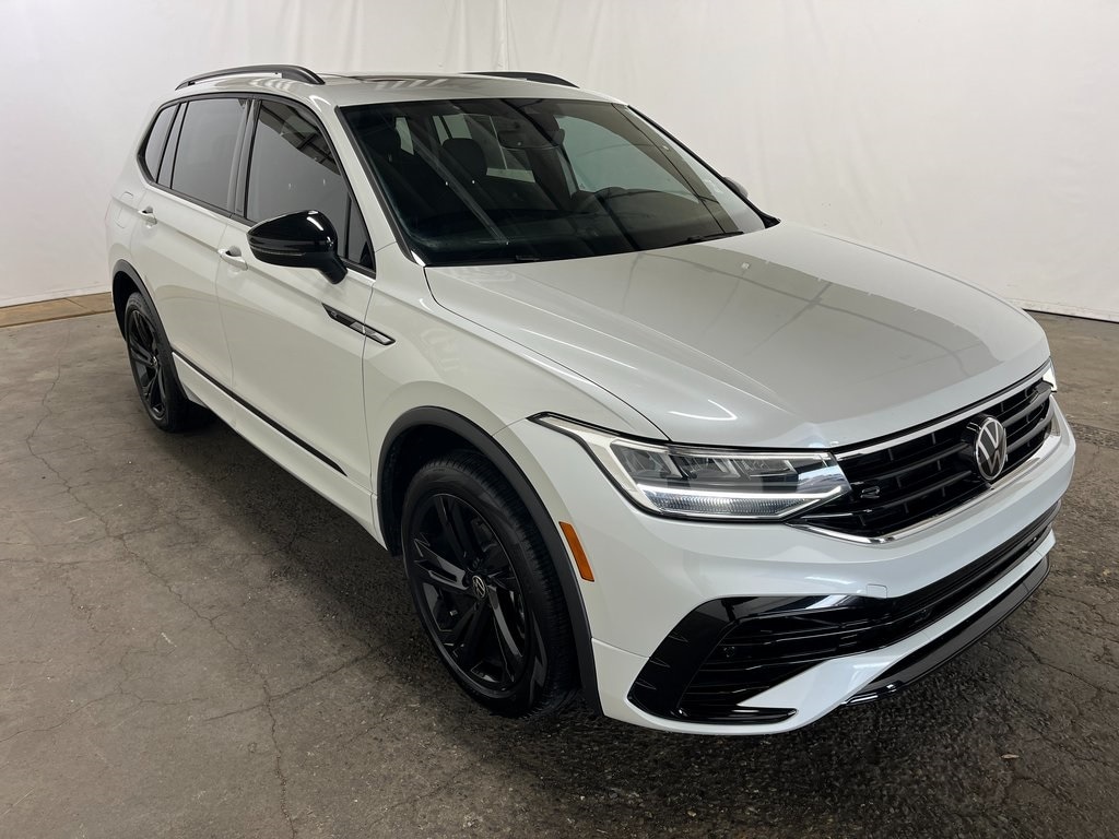 Certified 2023 Volkswagen Tiguan 2.0T SE R-Line Black SUV