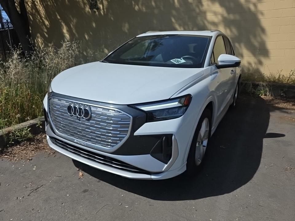 2024 Audi Q4 e-tron 55 Premium Plus quattro's photo