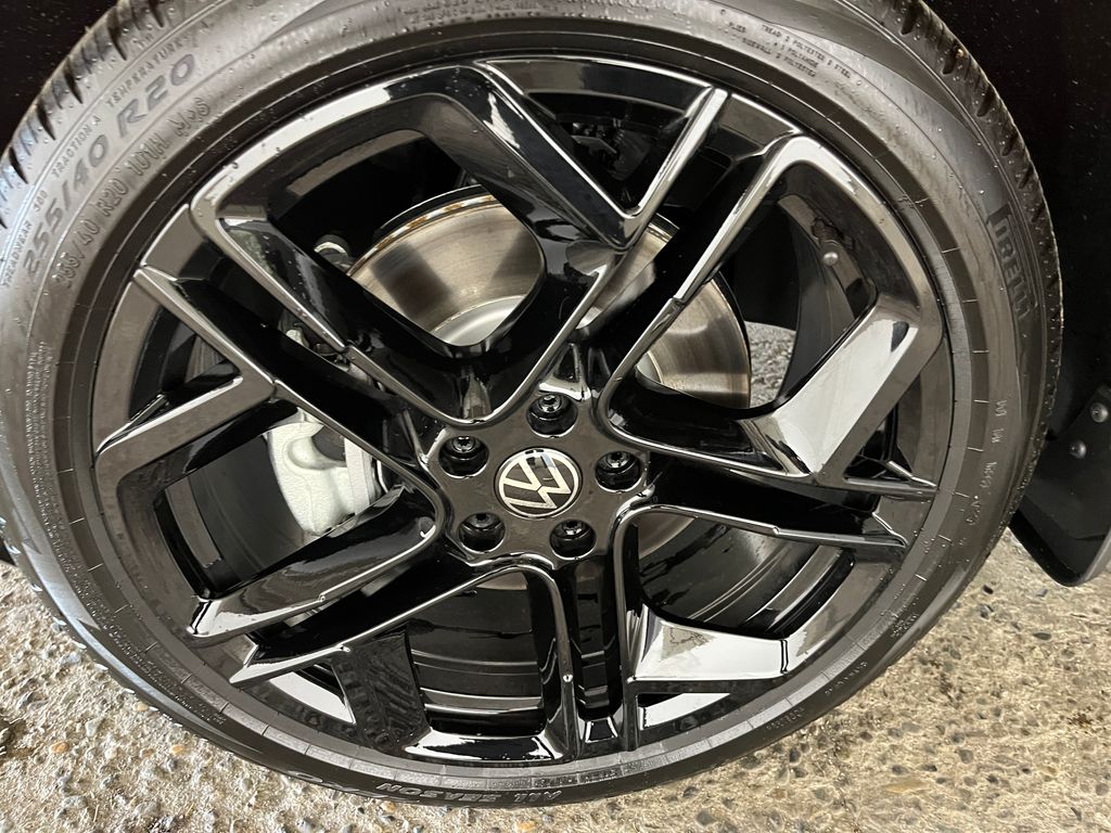 2026 Volkswagen Tiguan SE R-LINE BLACK - Photo 23