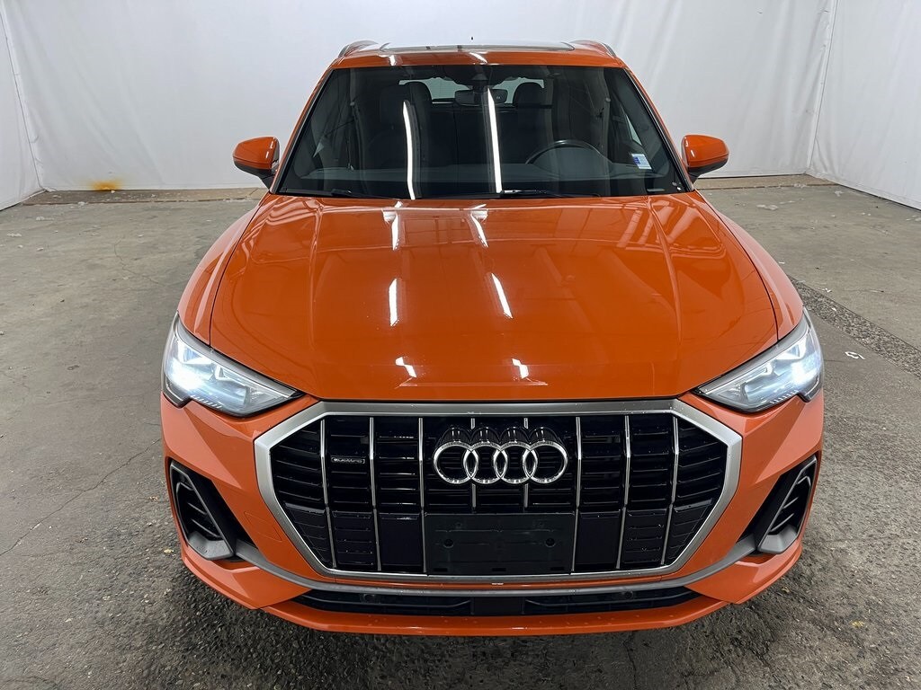 2022 Audi Q3 Premium S line photo 2