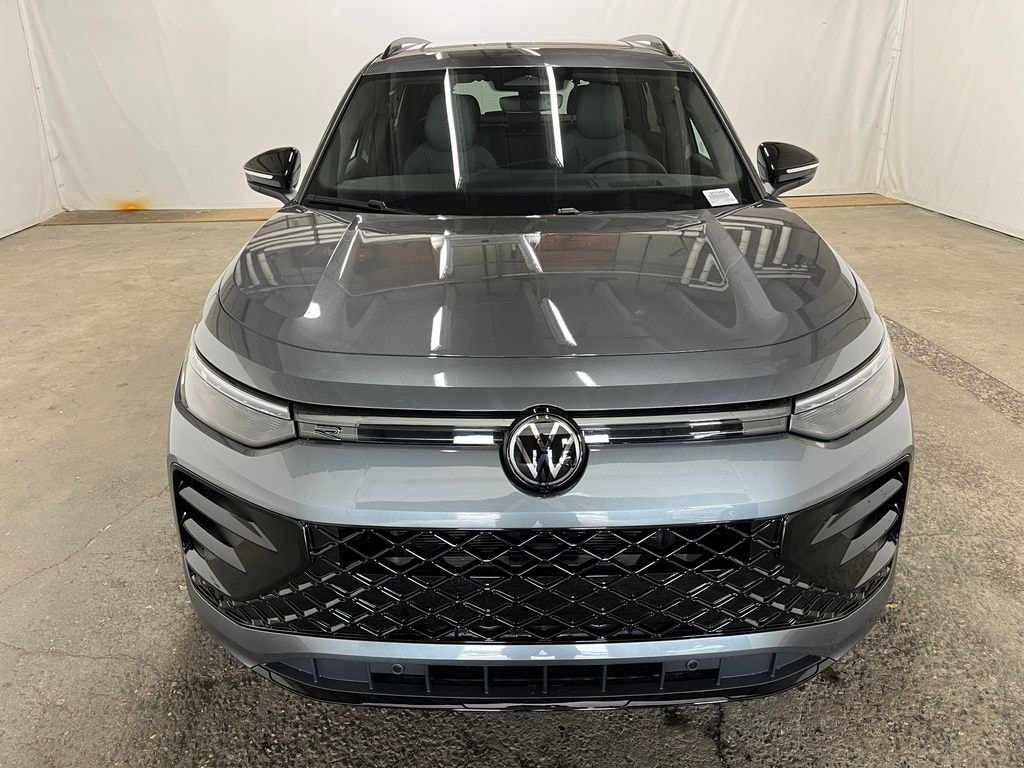 New 2026 Volkswagen Tiguan 2.0T SE R-Line Black SUV