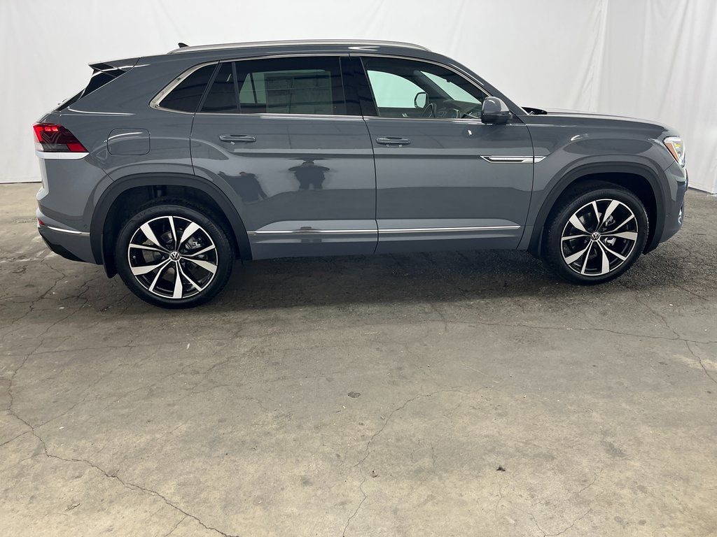 New 2026 Volkswagen Atlas Cross Sport 2.0T SEL Premium R-Line SUV
