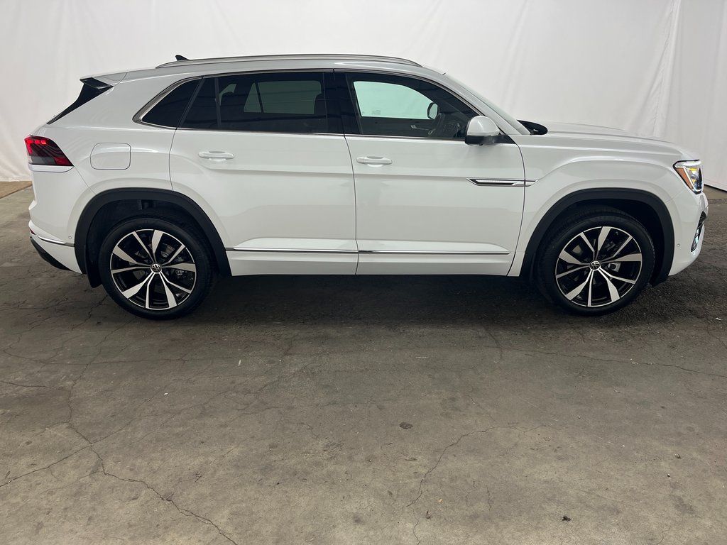 2026 Volkswagen Atlas Cross Sport SEL Premium R-LINE - Photo 4