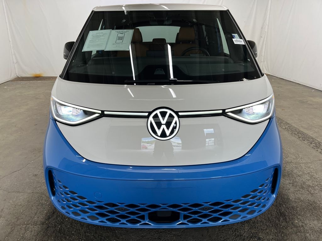 Certified 2025 Volkswagen ID. Buzz Pro S Minivan/Van