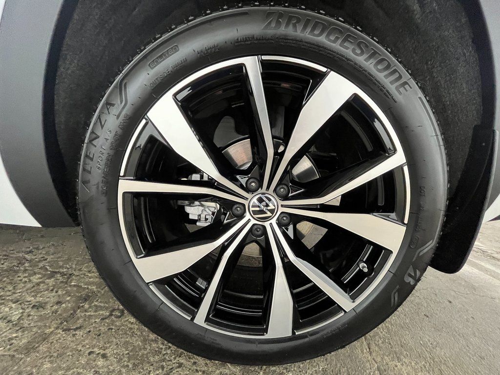 2026 Volkswagen Atlas Cross Sport SEL Premium R-LINE - Photo 24