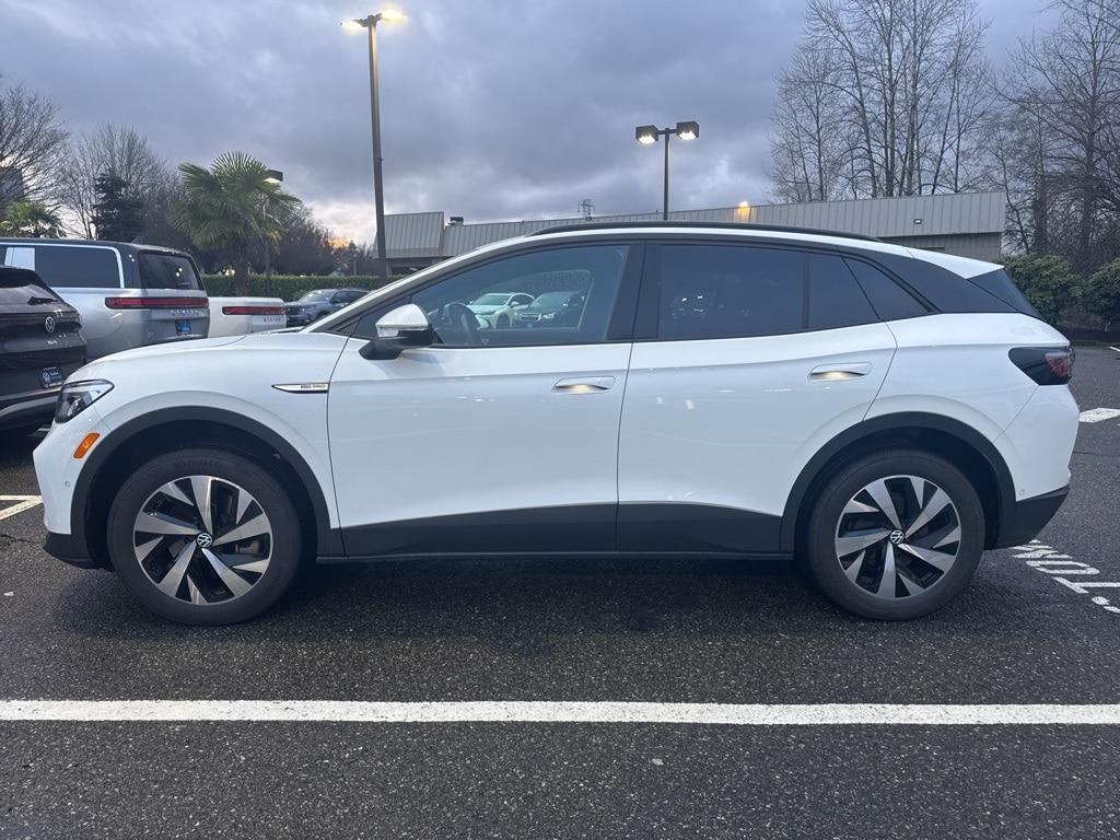 Used 2023 Volkswagen ID.4 PRO with VIN 1V2DNPE89PC034665 for sale in Kirkland, WA
